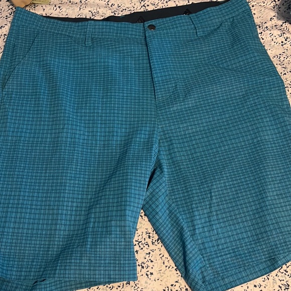 Adidas golf shorts 2 pair. Light green and checkered blue Mens size 40 - Picture 5 of 7